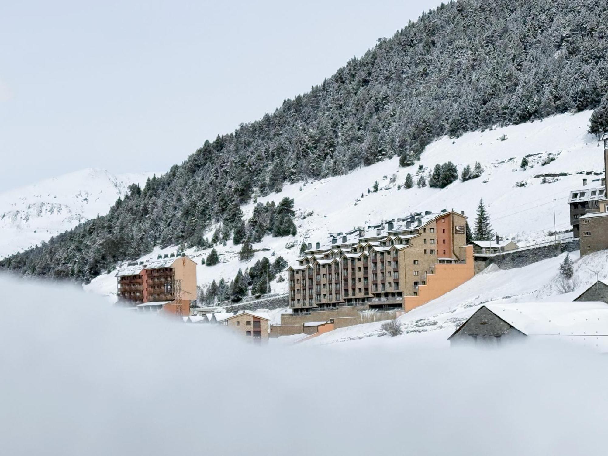 Apartaments Els Llacs Bordes d'Envalira Luaran gambar