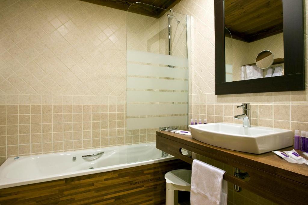 Apartaments Els Llacs Bordes d'Envalira Bilik gambar